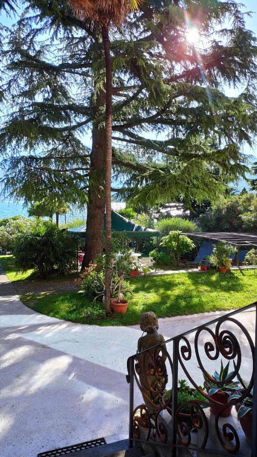 Villa Riva Lago - Apartment With Parking Tavernola Bergamasca Εξωτερικό φωτογραφία