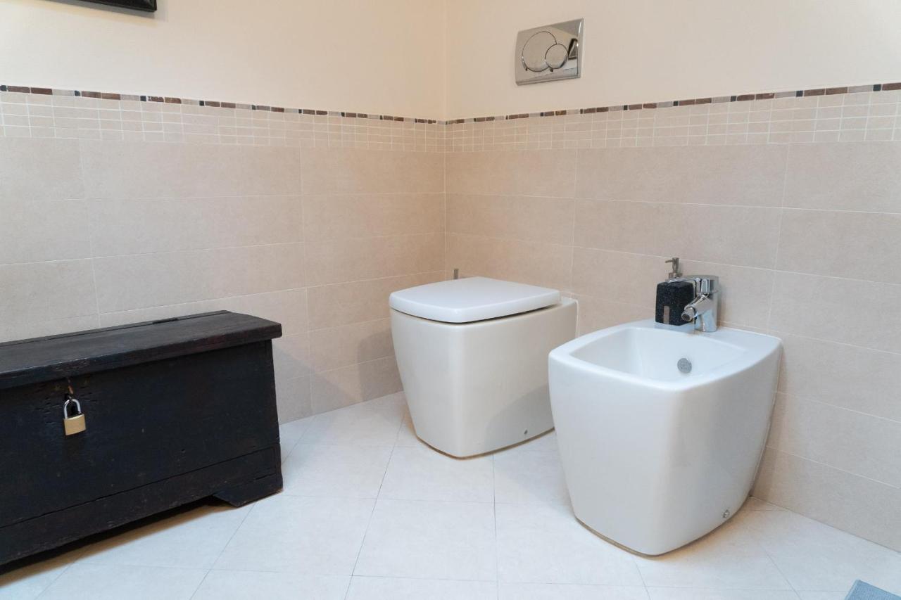 Villa Riva Lago - Apartment With Parking Tavernola Bergamasca Εξωτερικό φωτογραφία