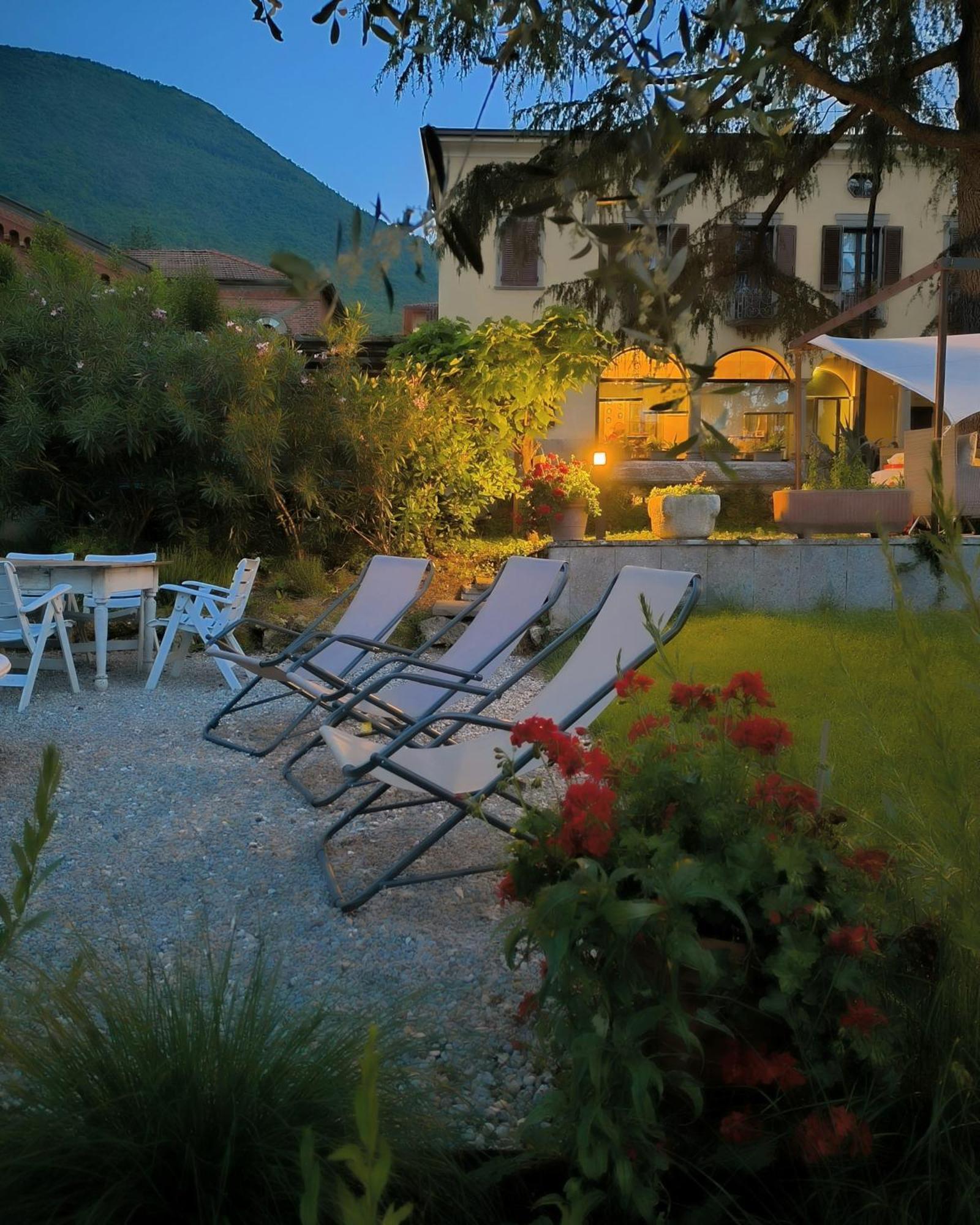 Villa Riva Lago - Apartment With Parking Tavernola Bergamasca Εξωτερικό φωτογραφία
